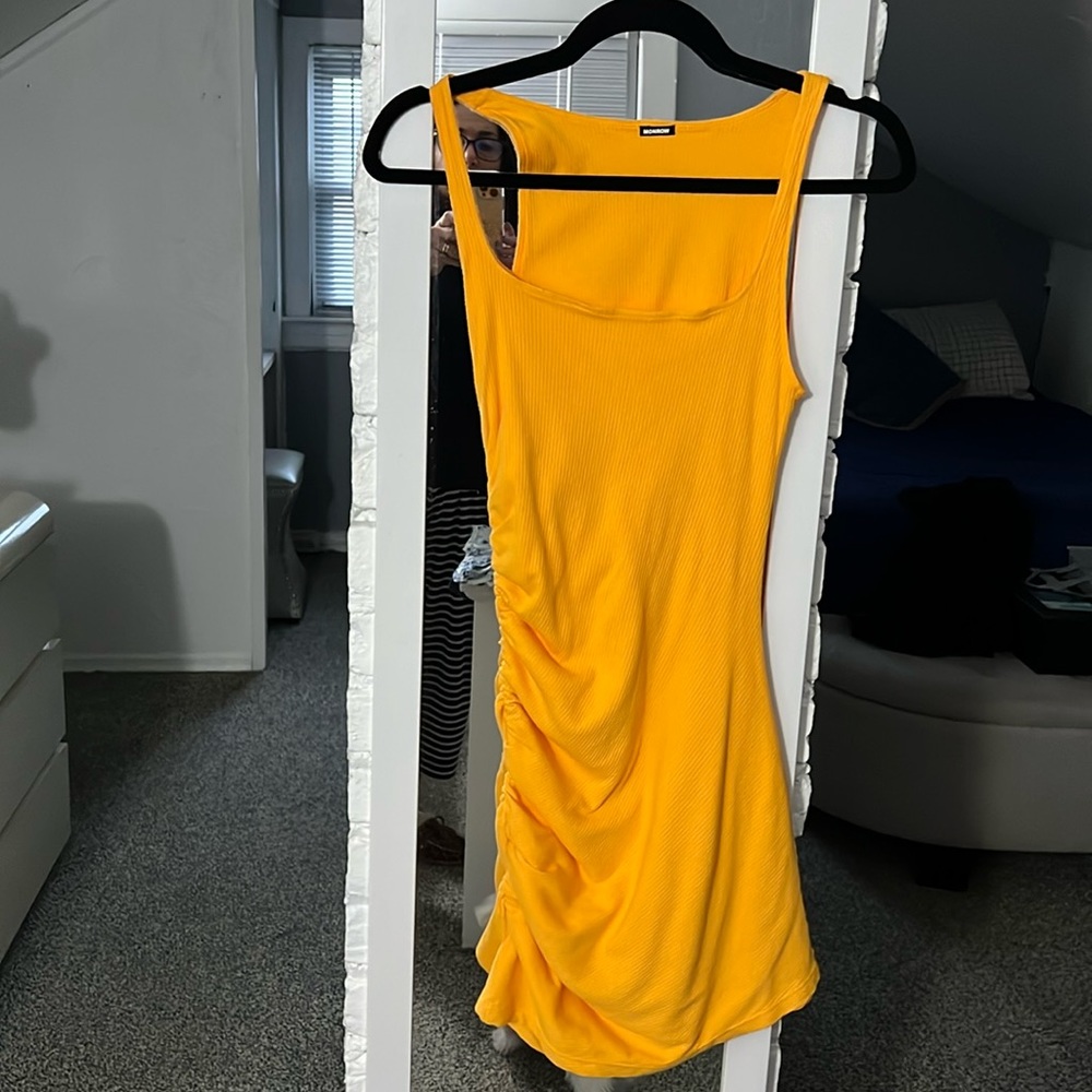 Monrow yellow dress size small
